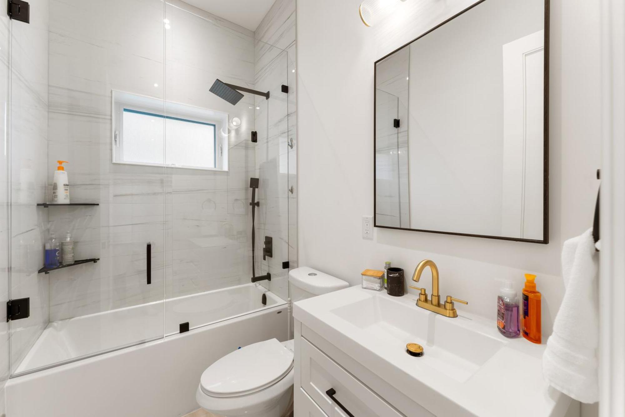 Luxury Home - 5 Min From Airport, 15 To Downtown Toronto Luaran gambar